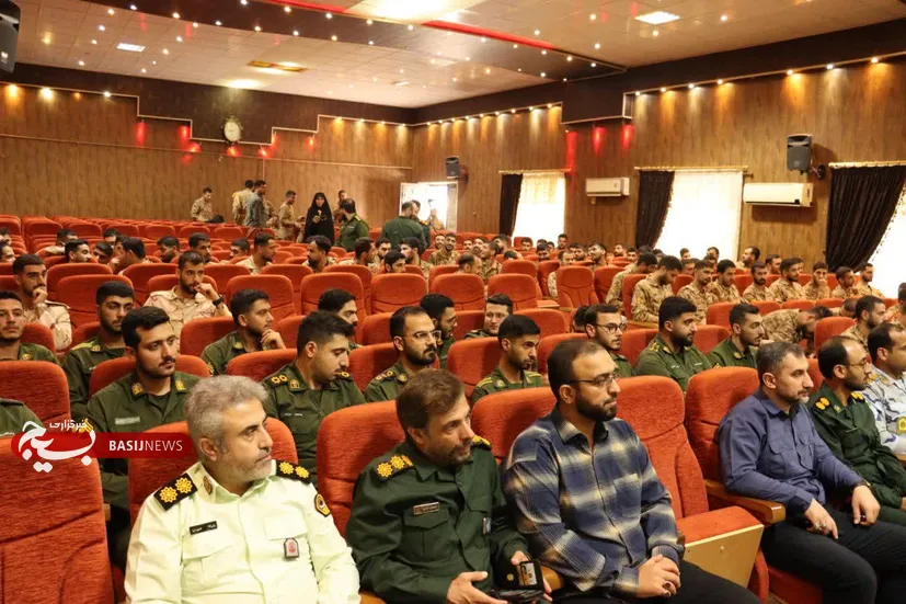 همایش گرامیداشت روز سرباز در لنگرود برگزار شد