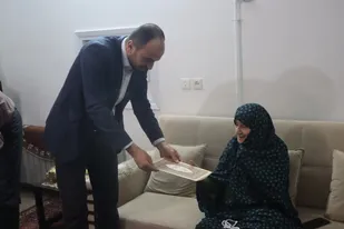 دیدار مسئول بسیج ورزشکاران زنجان با خانواده شهدا+تصاویر