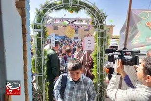 نواختن زنگ مقاومت و آغاز سال تحصیلی در مدارس کبودراهنگ