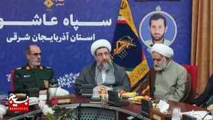 پدران شهدا الگوی صبر و استقامت هستند