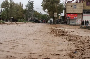 امدادرسانی به مناطق سیل&zwnj;زده ادامه دارد