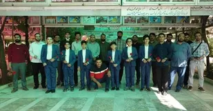 اجرای گروه سرود بسیج هنرمندان در گلزار شهدای قم