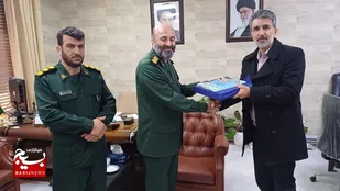 رئیس سازمان ورزش بسیج با خانواده شهید ورزشکار در ساری دیدار کرد