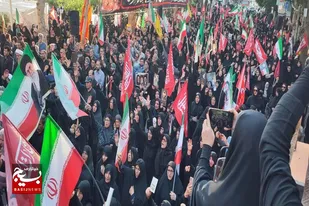 مراسم گرامیداشت رهبر شهید در شهرستان تویسرکان