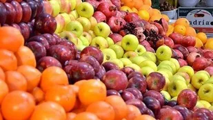 آغاز توزیع میوه شب عید در لرستان با قیمت&zwnj;های دولتی