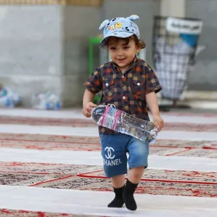 خوش نشینی در حرم