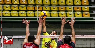 قهرمانی تیم لشکر عملیاتی سپاه قم در والیبال نیرو&zwnj;های مسلح