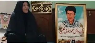 دیدار با خانوده دانش آموز شهید خورشید خلیلی