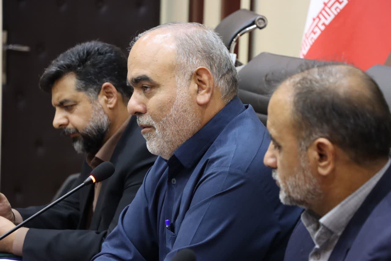 ایستادگی و مقاومت مردم، نقشه‌های دشمن را خنثی کرد