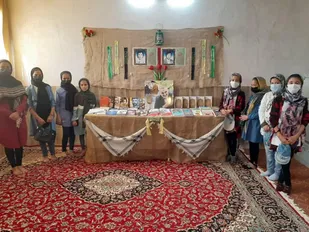 برپایی نمایشگاه کتاب ویژه هفته دفاع مقدس