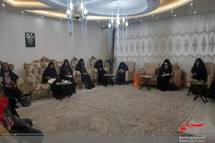 جلسه مربی پایگاه نرجس خاتون (س) با سرگروه ها و اعضای شورا برگزار شد