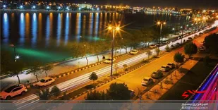 بلوار ساحلی اهواز به علت انجام عملیات فاضلاب بسته شد