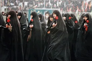 نقش بسیج خواهران خوزستان در مقابله با کرونا /نهضت خدمات رسانی به محرومان از اولویت های بسیج است
