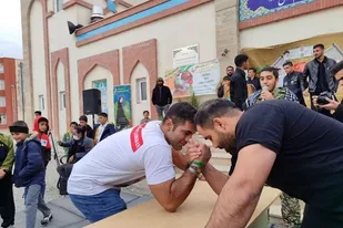مسابقات ورزشی بومی محلی در مجتمع کوی پلیس زاهدان برگزار گردید
