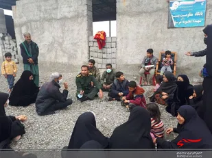 دیدار صمیمی فرمانده سپاه کهنوج با اهالی محترم روستای کریم آباد