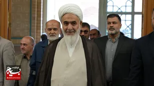 مردم با بصیرت یکدیگر را برای حضور پای صندوق&zwnj;های رای تشویق کنند