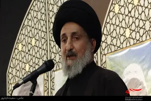شهید &laquo;سلیمانی&raquo; اولین هسته&zwnj;های مقاومت را تشکیل داد