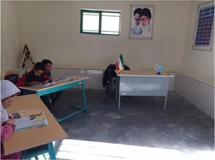 پایان عبور پرخطر از رودخانه با همت معلم جهادگر