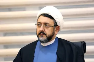 حجت&zwnj;الاسلام علی کمساری خبر داد؛
بازخوانی اندیشه امام خمینی(ره) درباره بانوان در ۱۰۰ نشست دانشجویی