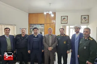 دیدار اقشار و نهادهای شهرستان نهاوند با پاسداران این ناحیه به مناسبت روز پاسدار