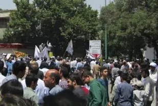 طنین فریاد &laquo;مرگ بر اسرائیل&raquo; در دارالمومنین همدان