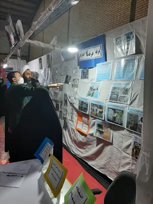 بازدید نماینده مجلس شورای اسلامی شهر خمینی شهر و درچه آقای محمدتقی نقدعلی  از نمایشگاه دست آوردهای بسیج درچه