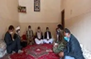 دیدار فرمانده سپاه با خانواده شهدای مهرستان