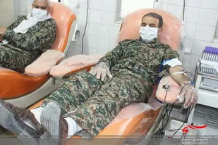 حضور بسیجیان بروجرد جهت اهداء خون در قالب رزمایش کمک مومنانه