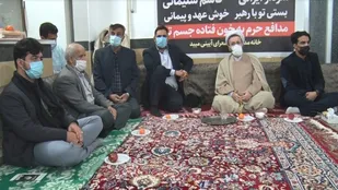 برگزاری همایش شعر شهدایی رده سنی جوانان میبد در دهه فجر
