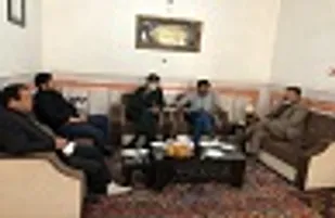 دیدار با دو خانواده شهید در زاهدان
