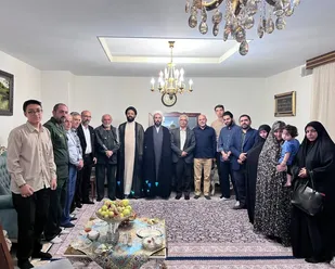 دیدار مسئولان استان البرز و شهر کرج، با خانواده شهید سجاد ادیبی