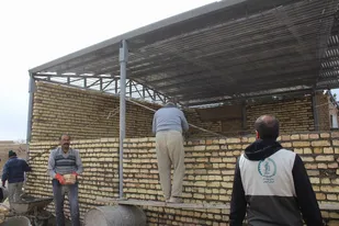 روایتی از کار و تلاش جهادگران بسیجی گلپایگان؛ تلاش بی وقفه یاران حاج قاسم سلیمانی برای برای محرومیت زدایی از چهره کشور