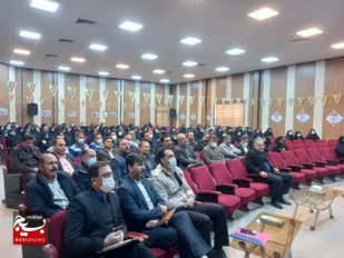 همایش گرامیداشت دهه بصیرت و سالگرد شهادت سردار شهید سلیمانی در خمینی شهر