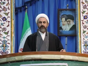 دانشگاه کانون آگاهی&zwnj;بخشی و روشنگری است