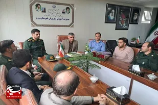 دیدار سپاه ناحیه رزن با کارکنان آموزش و پرورش