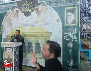 اجتماع بزرگ عزاداران روز عاشورا در مصلای شهرکرد 1