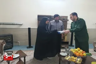فرمانده سپاه ناحیه سرخه از دو تن از فرماندهان پایگاه تجلیل کرد
