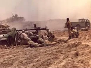 بسیجیان با کوچکترین آموزش بزرگترین حماسه ها را درجنگ تحمیلی خلق کردند