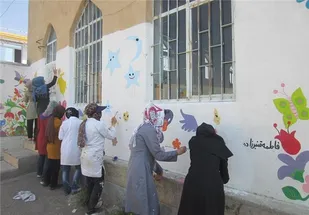 مشارکت دانش آموزان بسیجی در بهسازی مدارس