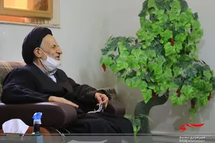نقش نهادهای خدمت رسان همچون کادر درمانی در مواجهه با ویروس کرونا است