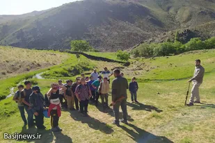 کوهنوردی بسیجیان پایگاه شهید مدنی همدان