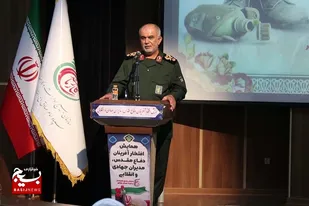 برگزاری همایش تجلیل از کارمندان نمونه بسیجی در بوشهر