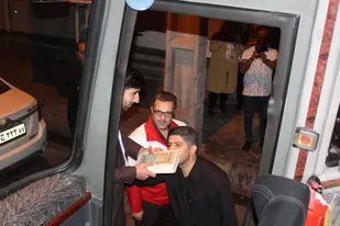 دومین گروه از تیم درمان هلال&zwnj;احمر زنجان به عراق اعزام شد