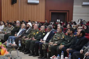 نکوداشت حماسه&zwnj;سازان عملیات&zwnj;های رمضان و ۱۲ روزه در لرستان؛ تجلیل از مقام شامخ شهدای ارتش با حضور مقامات ارشد لشکری