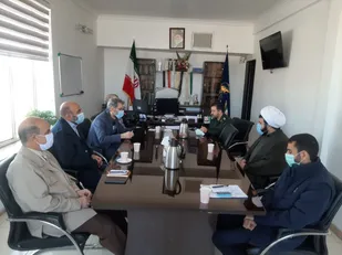 نشست صمیمی فرمانده سپاه پیشوا با راویان دفاع مقدس/ ۶ فروردین ٧ صبح اعزام راهیان نور از مقابل صحن امامزاده جعفر(ع)