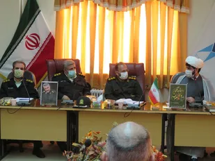 جلسه تعامل و همکاری بین نیروی انتظامی و سپاه در شرق شهرستان اصفهان