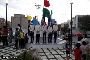 برگزاری کاروان شادی توسط پایگاه انصارالمهدی(عج) همدان