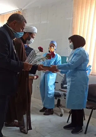 آیین تجلیل از کادر درمان خانه بهداشت روستای سروشبادران