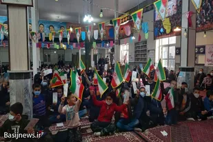 برگزاری جشن دهه فجر باحضور مسئولین شهرستانی در روستای شهیدپرور قباق تپه