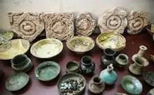 کشف اشیاء عتیقه در تاکستان